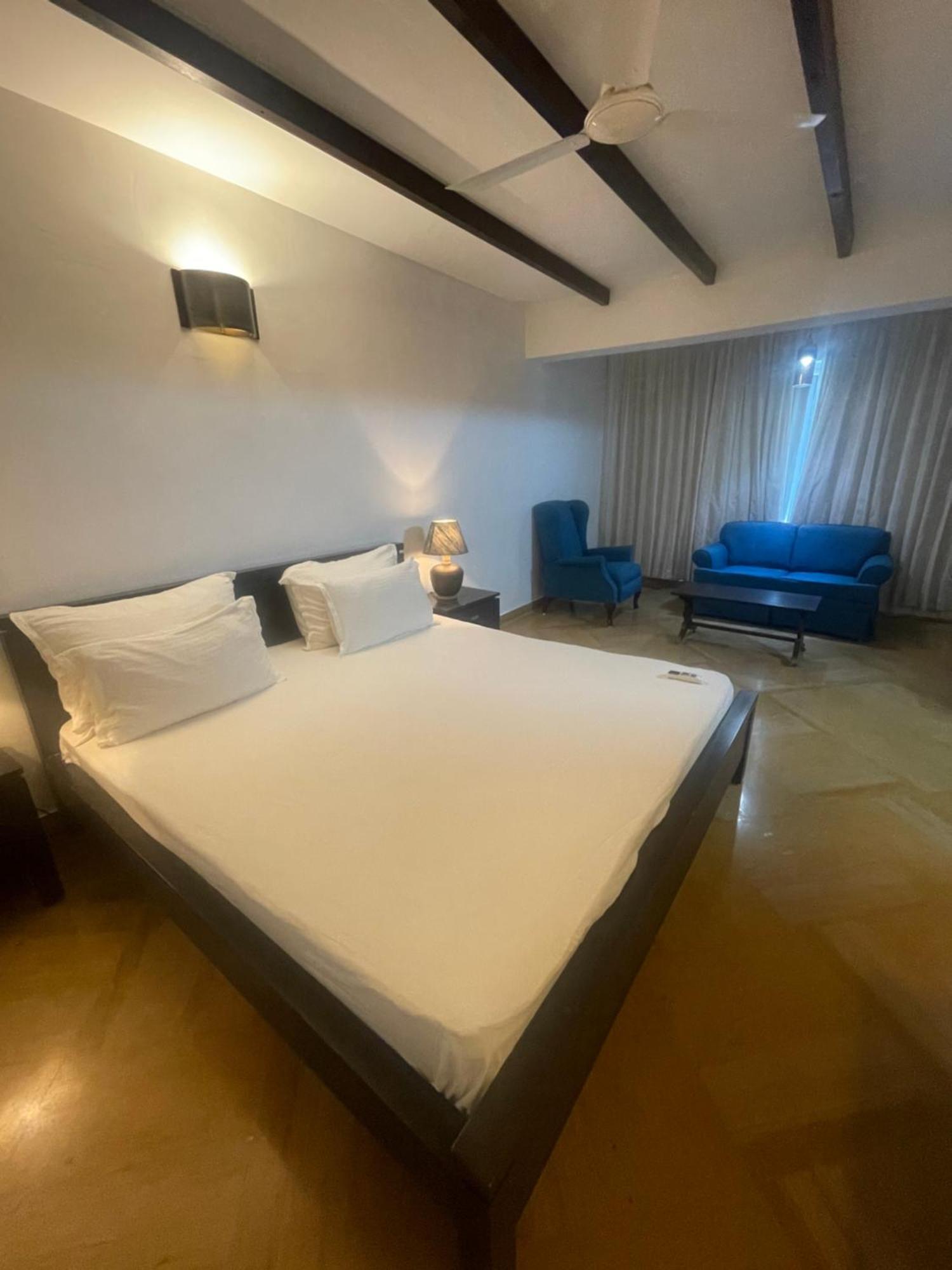 Villa M - Jia 4 Candolim Goa 3Bhk, Pool Facing, Near Beach, Free Breakfast, Free Wifi And Prime Location Aguada Kültér fotó